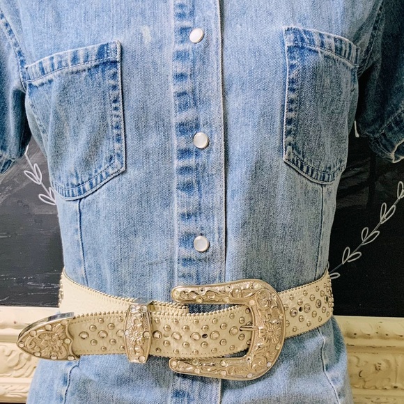 White Italian Leather Rhinestone and Silver Belt main image 8